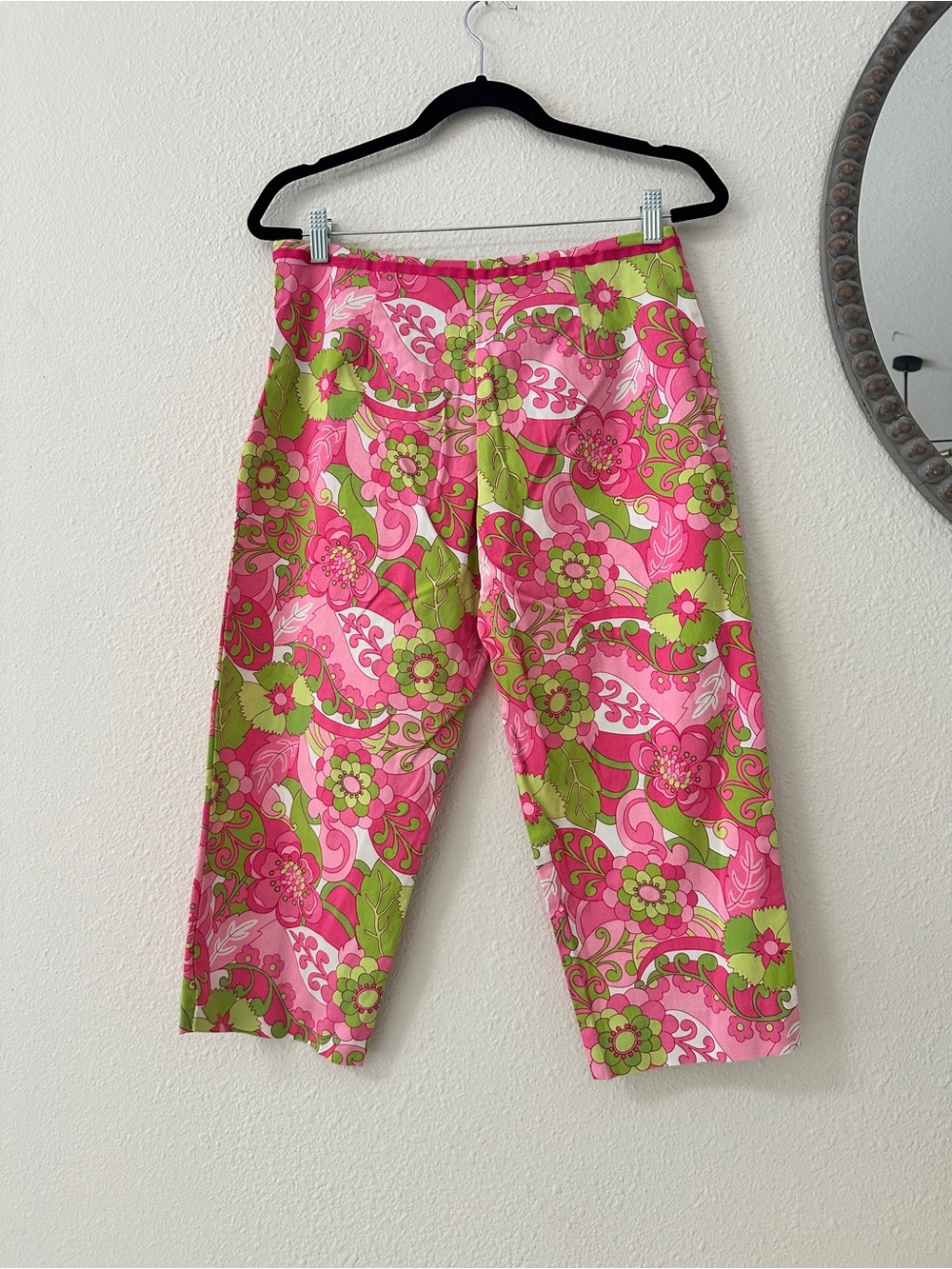 Pink & Green Floral Cotton Capri Pants - Picture 4 of 7